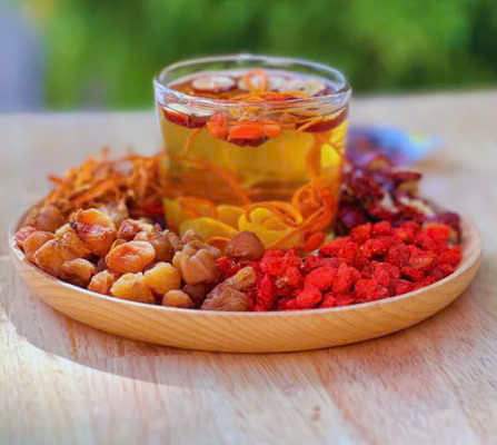 Trà đông trùng tứ vị